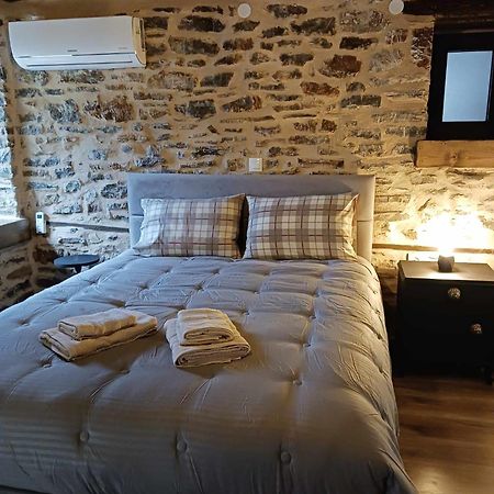 Guesthouse Amalia Kalesménon 외부 사진