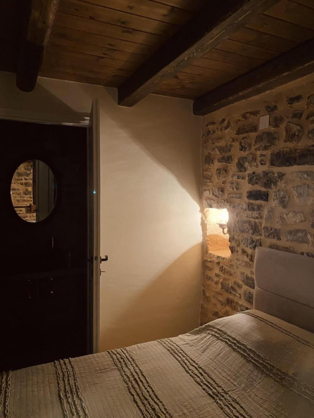 Guesthouse Amalia Kalesménon 외부 사진