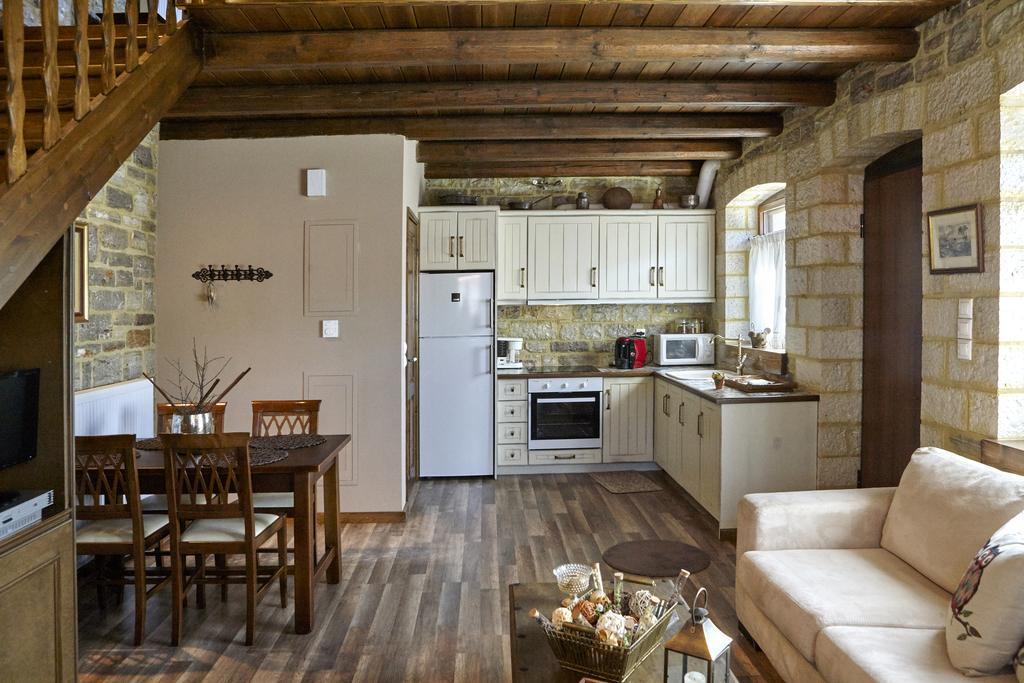 Guesthouse Amalia Kalesménon 외부 사진